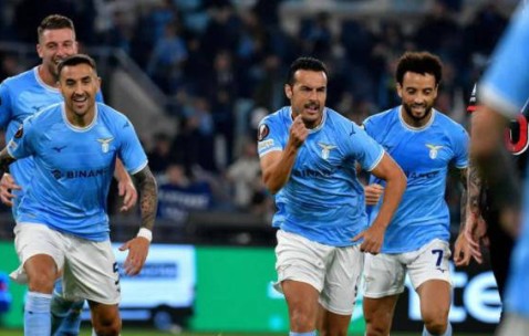 足坛狂潮夜：尤文保住前四，巴黎终结连败，马竞大胜升势再起