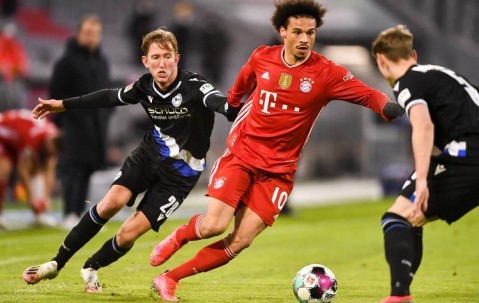 本菲卡主场死磕那不勒斯，穆氏防守能否终结意甲豪门？