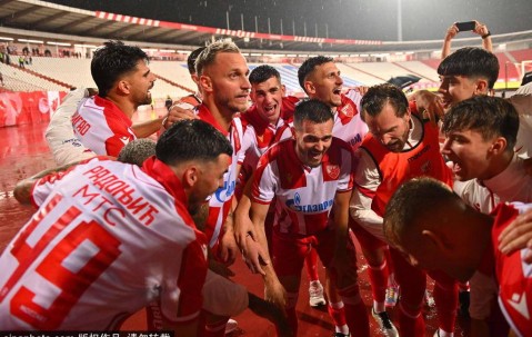 意甲新赛季首轮惊魂：AC米兰主场1-2不敌克雷莫内塞，战术分析与未来展望