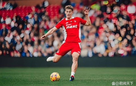 8000万不买巴莱巴，偏要赌德甲新人塞什科？里奥冷笑：也是白搭