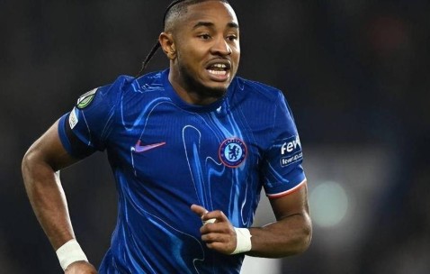 德甲神锋英超水土不服！切尔西甩卖遭哄抢，尤文拜仁出手