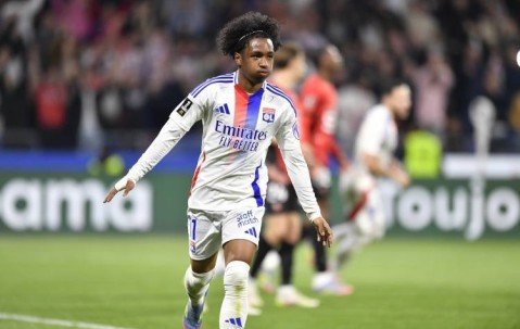 记者：埃弗顿为M-福法纳送出正式报价，拜仁曾有意但专注于迪亚斯