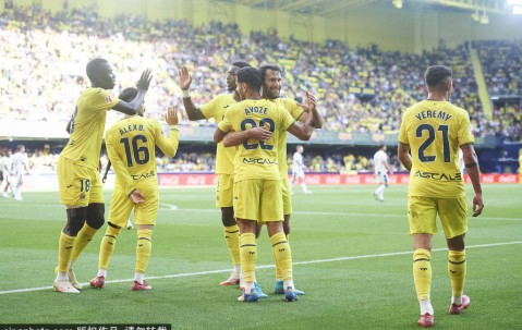 专给巴萨添堵！“黄色潜水艇”为何总能掀翻宇宙队庆功宴？