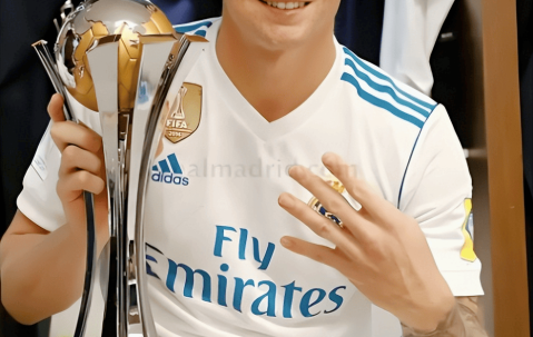 “你不配顶薪！”拜仁一句话，逼出了皇马5座欧冠的中场之王