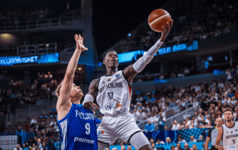 欧洲杯半决赛:施罗德26+12小瓦22分 德国降服芬兰