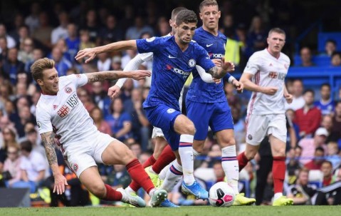 法甲上游卡位战！雷恩主场阻截斯特拉斯，中游黑马能否掀翻劲旅？