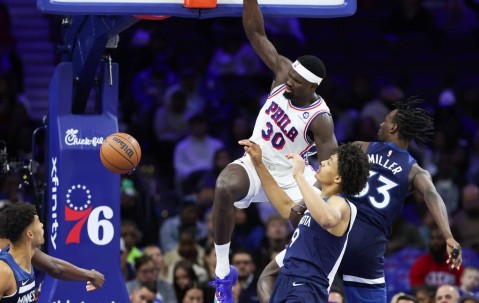 季前赛-恩比德复出14+7+8马克西27分 76人轻取森林狼