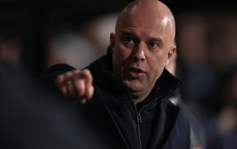 卡拉格最新点评斯洛特：若无缘欧冠，帅位将面临严峻考验