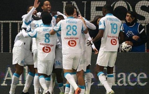 攻守易型啦！法甲一夜变天：巴黎丢掉榜首 126年老店5-1+13轮28分