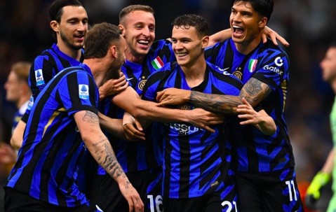 豪门悲喜夜：阿森纳1-2创耻辱纪录 国米1-0 巴萨2-1逆转7分领跑