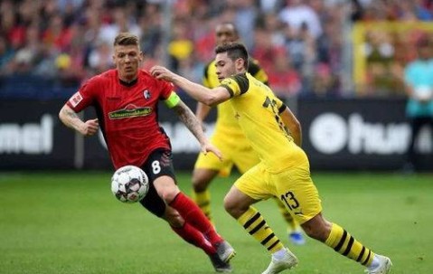 周日016 德甲 弗赖堡与多特蒙德