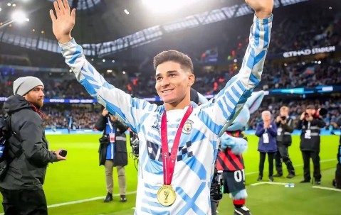 小蜘蛛阿尔瓦雷如何用35个进球征服西甲，身价破亿