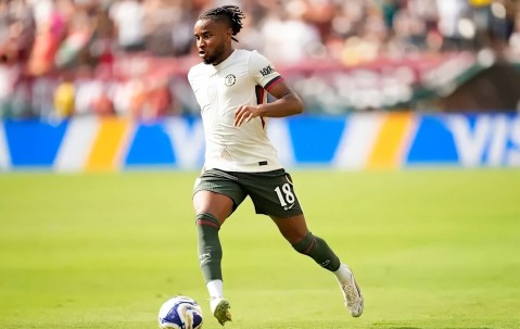 切尔西降价兜售恩昆库，瞄准引进西蒙斯，英超德甲多队竞购