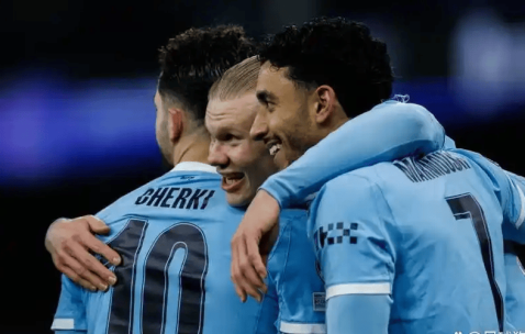 3000万引援竟成看客？1条荒唐规则引爆瓜帅怒火，曼城暗藏大动作！