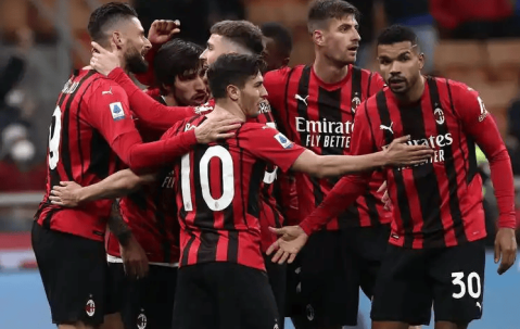 意甲焦点战：AC米兰主场剑指三分，莱切保级生死一搏