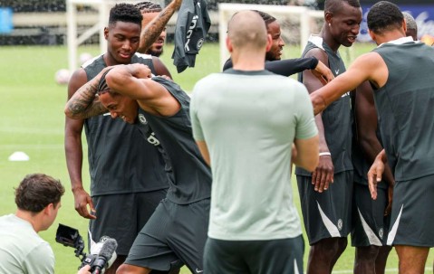 欧足联官方：切尔西巴萨等俱乐部因财务违规被罚款