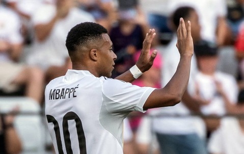 姆巴佩的感慨：巴黎圣日耳曼的欧冠之路与我心中的那份荣耀