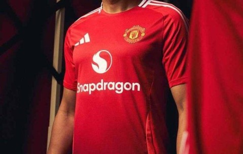 雪上加霜🥶曼联将被阿迪扣1000万镑，无缘欧冠总损失超8500万镑