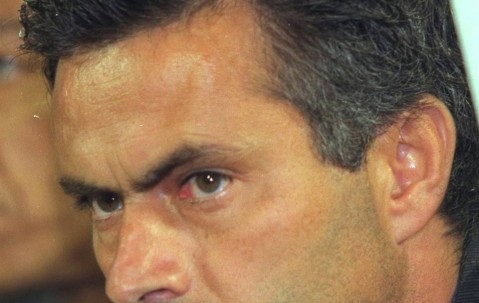 官宣！穆里尼奥上任发布会引爆争议：执教费内巴切是个错误