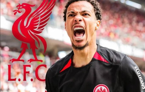 史上转会费为9500万欧的共4人！C罗肯定最强，埃基蒂克能排第几