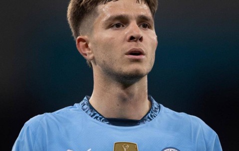 曼城青训新星接近德甲,麦卡蒂现身法兰克福引猜测