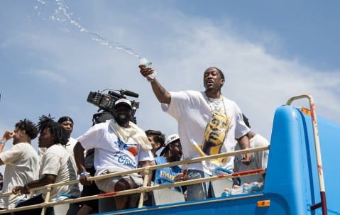 杰威:我可不会送队友手表 现在得精打细算过日子