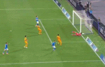 3-2，28岁曼联旧将麦克托米奈妙传，56岁孔蒂率队4连胜排意甲第一