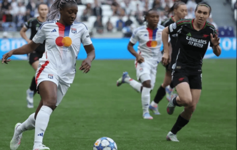 里昂女足主场惨遭逆转＋止步半决赛＋无缘复仇巴萨女足！