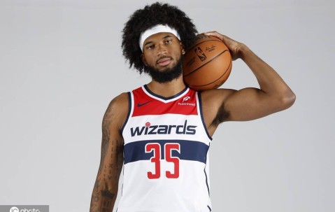 2018级榜眼秀一年合同重返奇才 上赛季场均4分