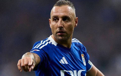 浪子归巢终圆梦！40岁卡索拉重返西甲，他是奥维耶多真正的王