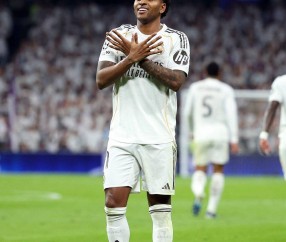 皇马下调罗德里戈售价，巴萨旧帅哈维或执掌热刺新帅