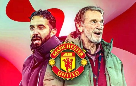 曼联内鬼再现？更衣室不满343战术B费不想踢后腰，内幕外泄拉爵大怒亲会阿莫林