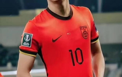 王钰栋为何拒绝德甲豪门合同，放弃留洋选择在中超高薪发展？