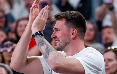 瘦了!东契奇现场观战老东家皇马 下赛季重回巅峰?