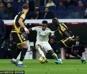 西甲风云再起：皇马1-2被绝杀，巴萨借机反超，争冠形势扑朔迷离