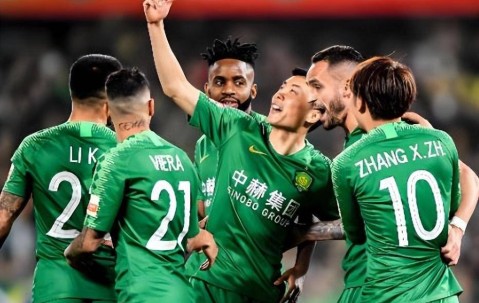 国安刚在足协杯拿到冠军，就提前官宣跟新奥古斯托签订大合同，曾是德甲狼堡队核心+被俱乐部辟谣