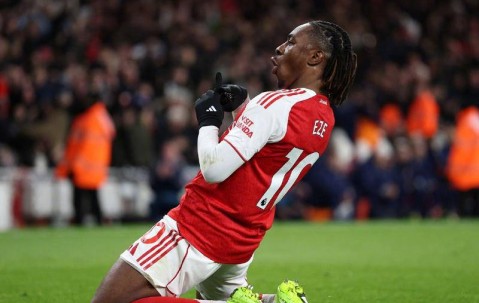 争冠代价显现！切尔西迎来七连伦敦德比，纽卡多次遭遇曼城狂挑战