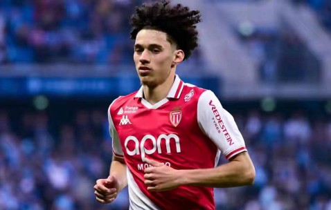 阿克利乌舍：欧洲豪门争夺焦点，6000万欧元转会倒计时开启