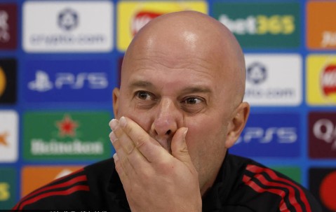 欧冠资格影响帅位？斯洛特：以前没进前四 主帅也留任了