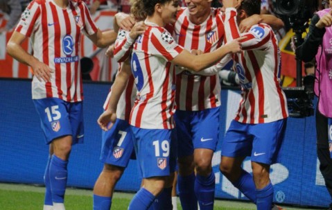 2场轰10球！西甲第3活过来了：先锤皇马再屠法鹰 1亿欧神锋造5球