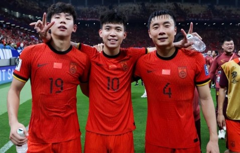 亚预赛独造7球，王钰栋打动意甲俱乐部，其父亲：需承诺主力位置