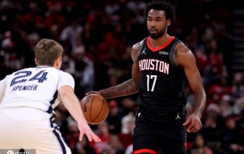 曝火箭不会送走伊森 新秀合同今夏即将到期