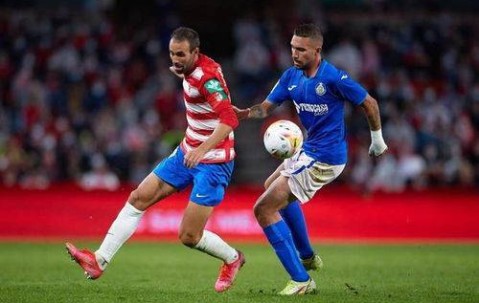 西甲 维戈塞尔塔与赫罗纳赛事