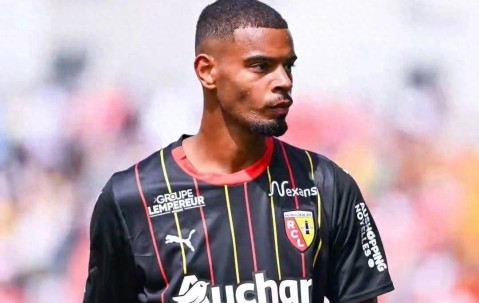 转会！中场补强最后时刻出手，国米报价2000万锁定朗斯新星迪乌夫