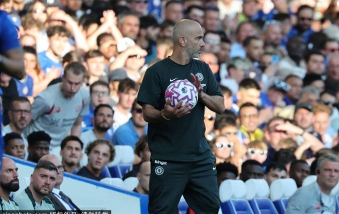 切尔西球迷怒斥卡拉格：2025年欧冠能否突围？