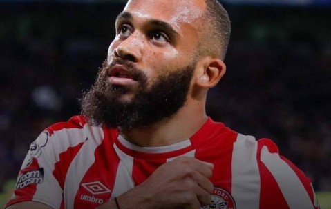 这价格如果不卖，那就算了吧！曼联购买“詹姆斯”必须要硬气