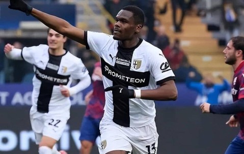 钱袋子松了！国米债务降3.5亿，2500万追博尼+400万年薪锁霍伊伦