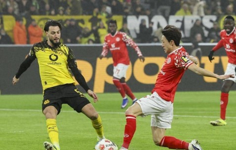 随着美因茨0-4，德甲争冠白热化：拜仁领先优势就剩3分了