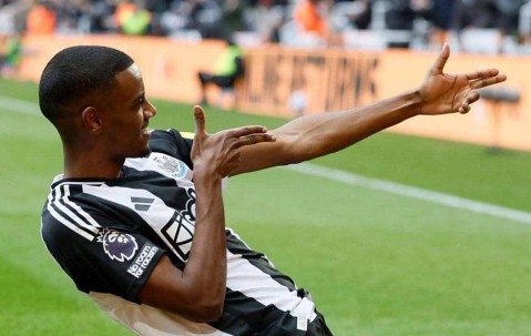 纽卡当家射手想加盟利物浦？转会费或达12亿欧元