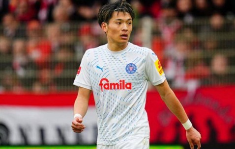 联赛4级跳，德甲进10球！日本草根“不挑食”